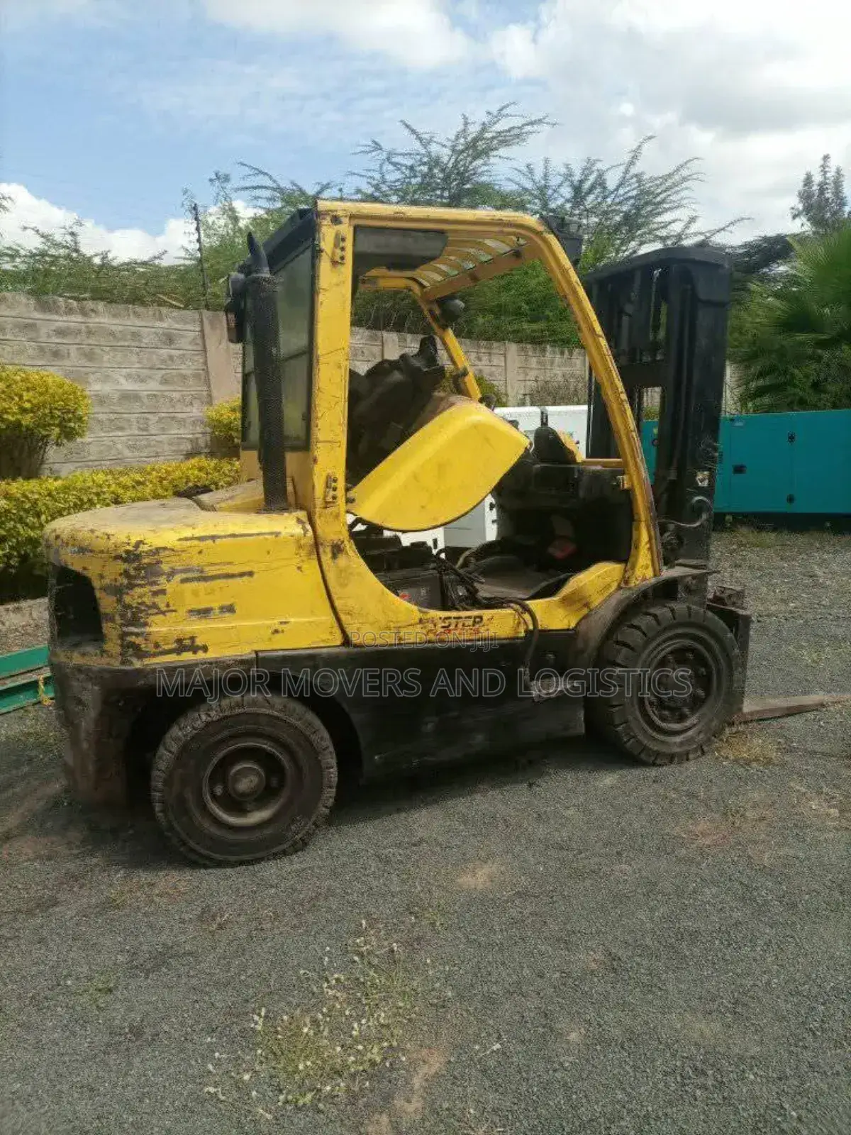 Forklift Available for Lifting Services