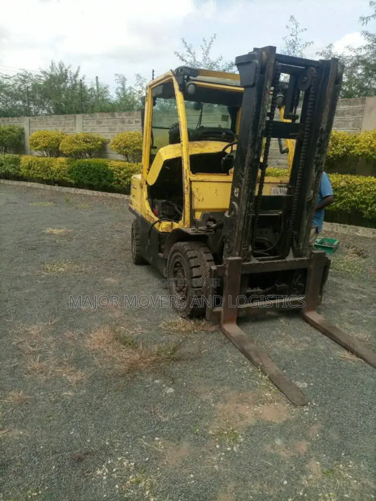 Forklift Available for Lifting Services