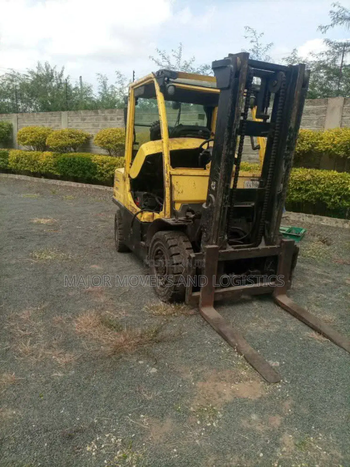 Forklift Available for Lifting Services