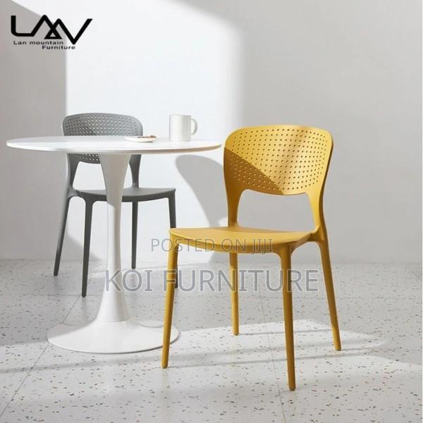 Dining Chairs; Nordic Plastic Dining Chair - thumbnail 4