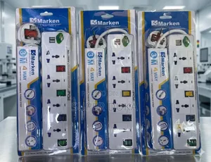 Marken 4-Way Extension, Universal Power Strip