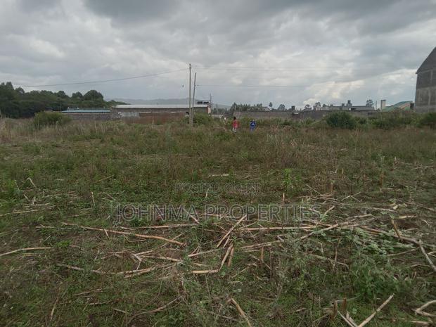 Prime Plot for Sale,Suitable for Residential - main view