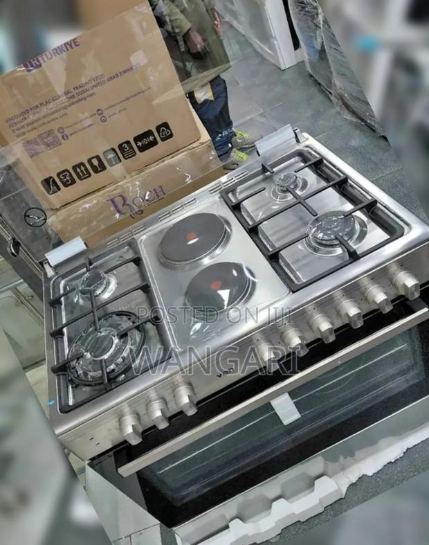 Ready for Pick Up, 90 by 60 Von Cooker - main view