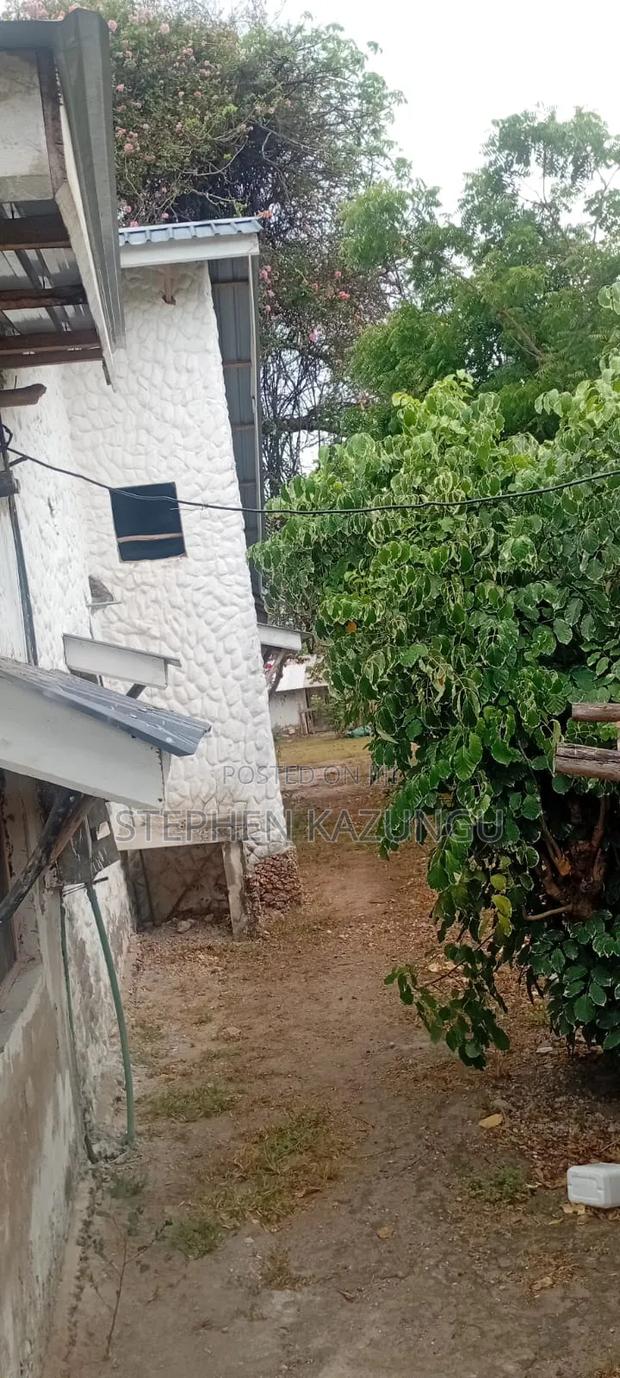 Galu Beach 3/4 Acre Plot Size With Houses, 3 Minutes to the Beach. - thumbnail 10