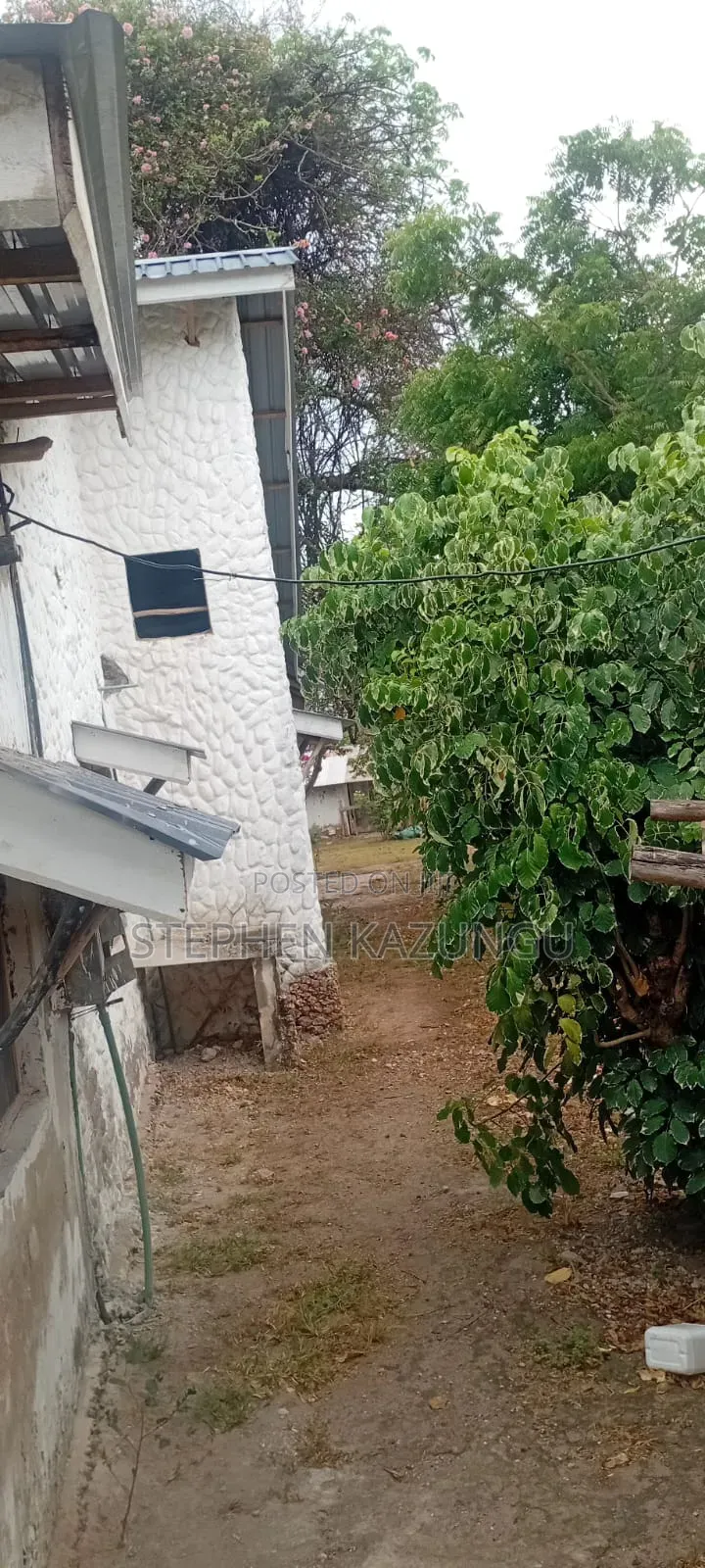 Galu Beach 3/4 Acre Plot Size With Houses, 3 Minutes to the Beach.