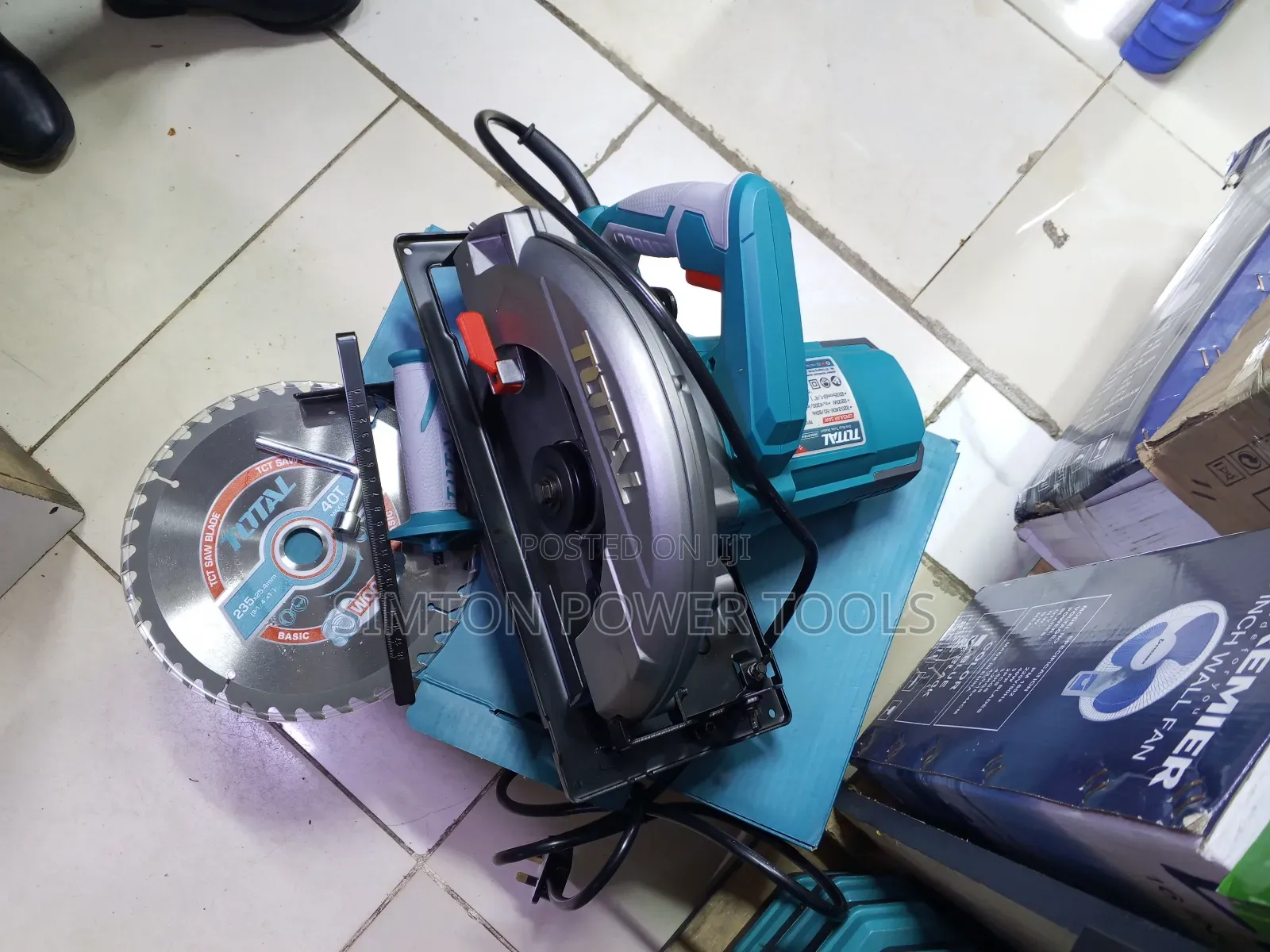 9-Inch Total Circular Saw Electric