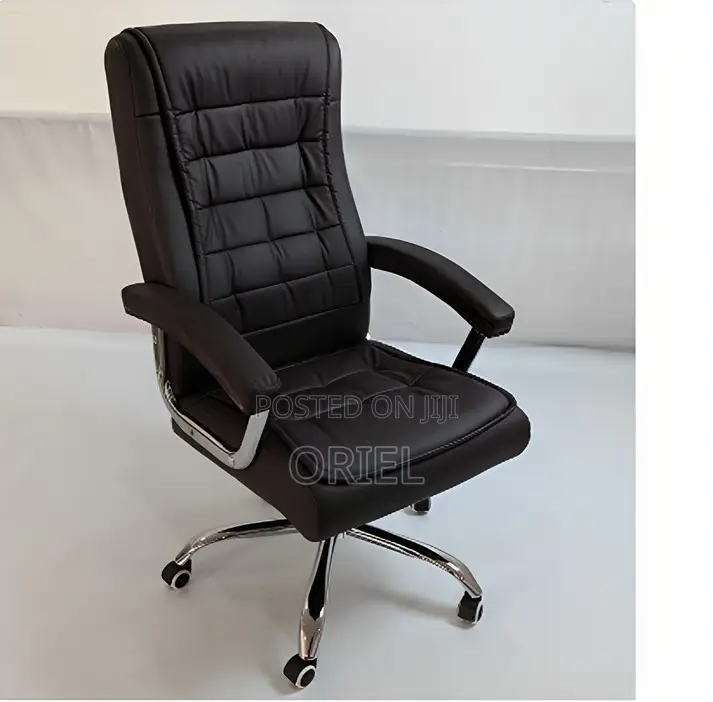 Modern Office Chair : Executive High-Back Office Seat