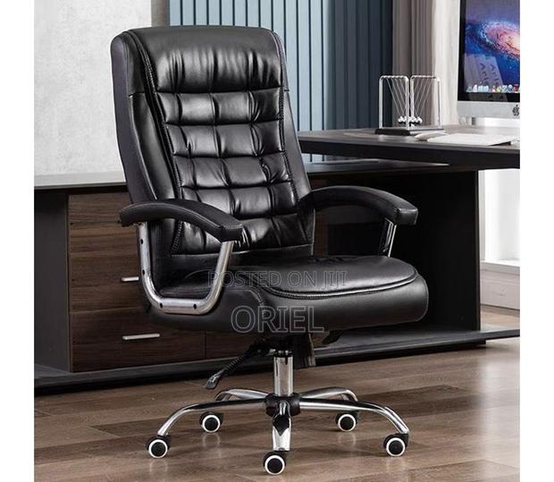 Modern Office Chair : Executive High-Back Office Seat - thumbnail 10