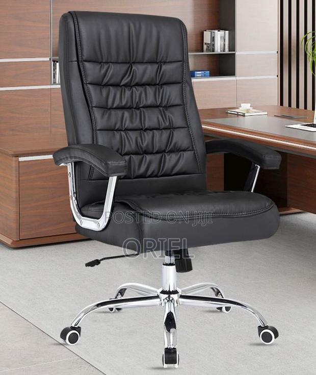 Modern Office Chair : Executive High-Back Office Seat - thumbnail 12