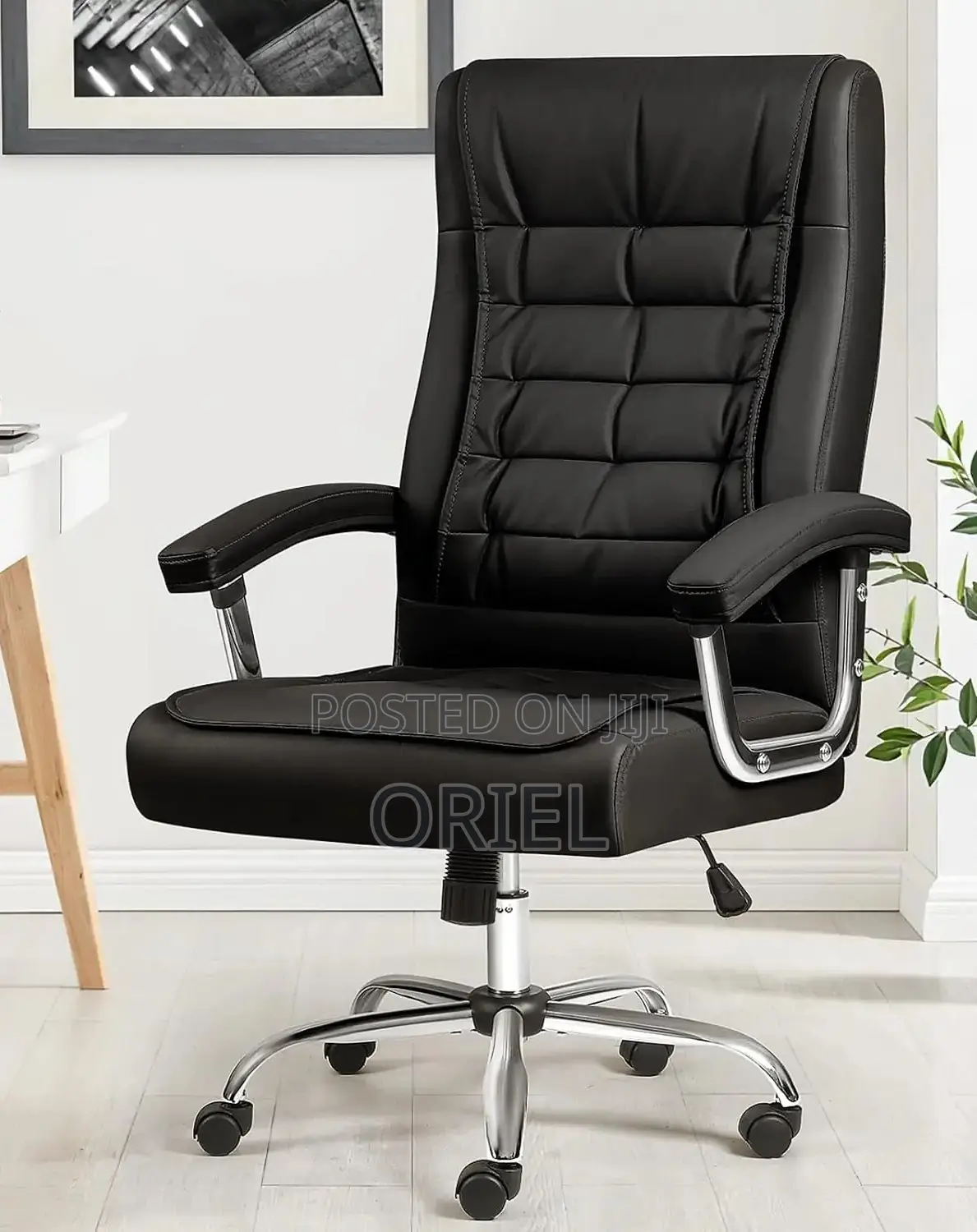 Modern Office Chair : Executive High-Back Office Seat