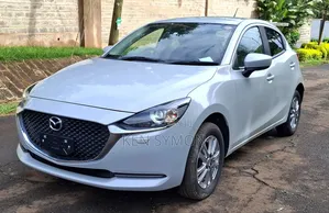 Mazda 2 2020 Silver