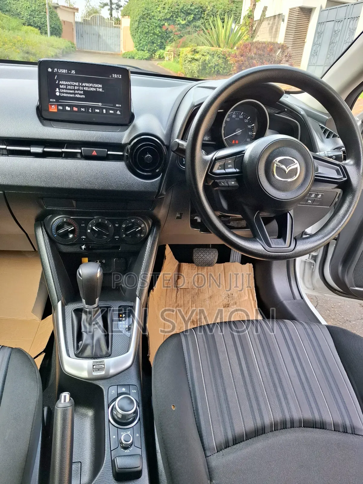 Mazda 2 2020 Silver