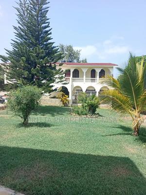 4bdrm Duplex in Affluent Nyali for rent - thumbnail 2