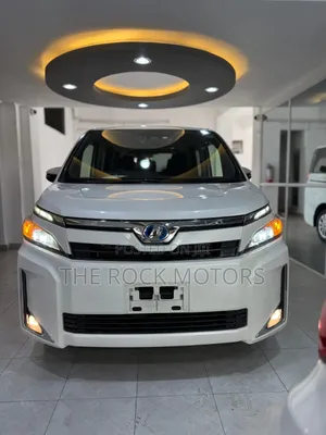 Toyota Voxy 2019 White