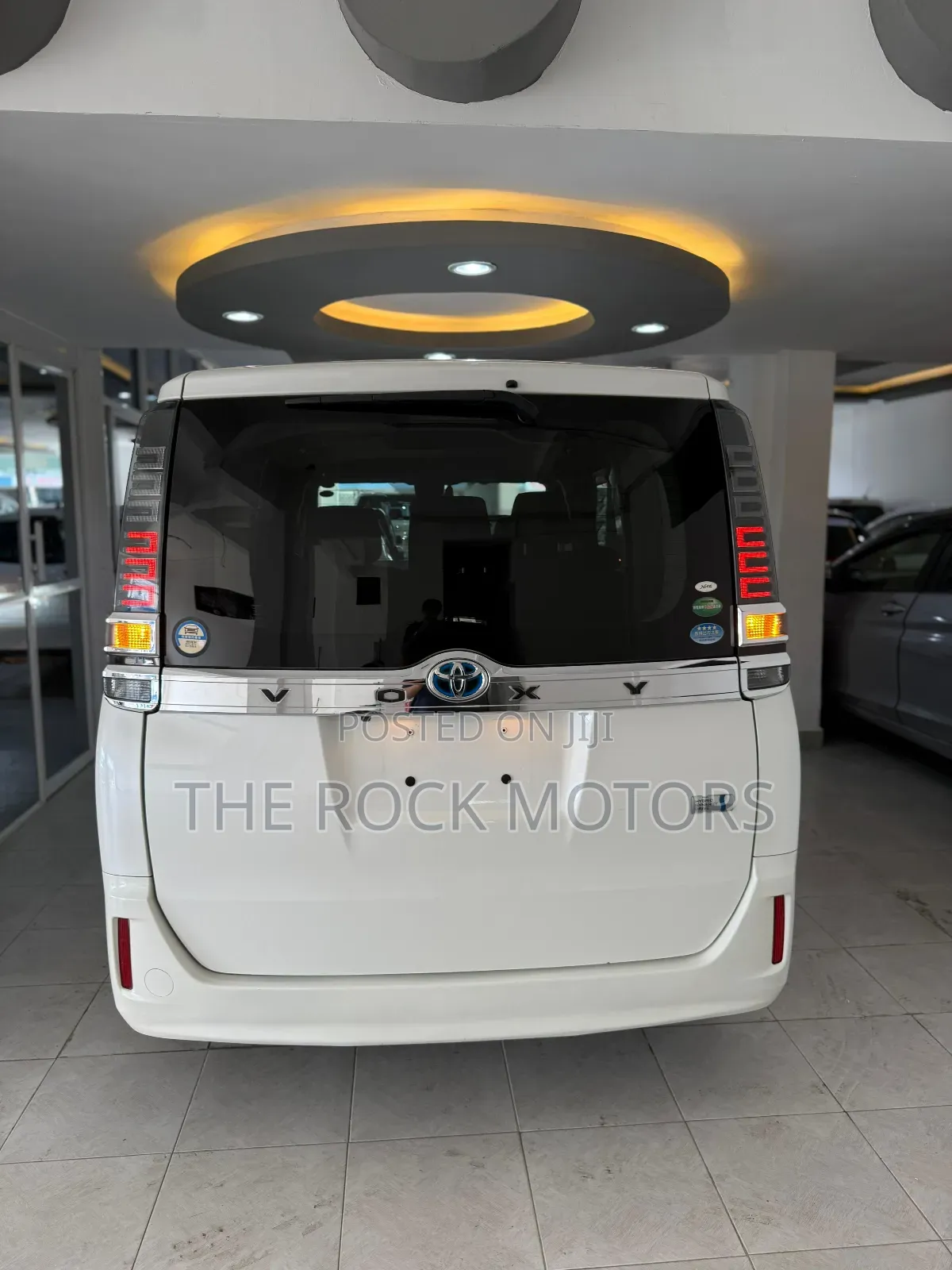 Toyota Voxy 2019 White