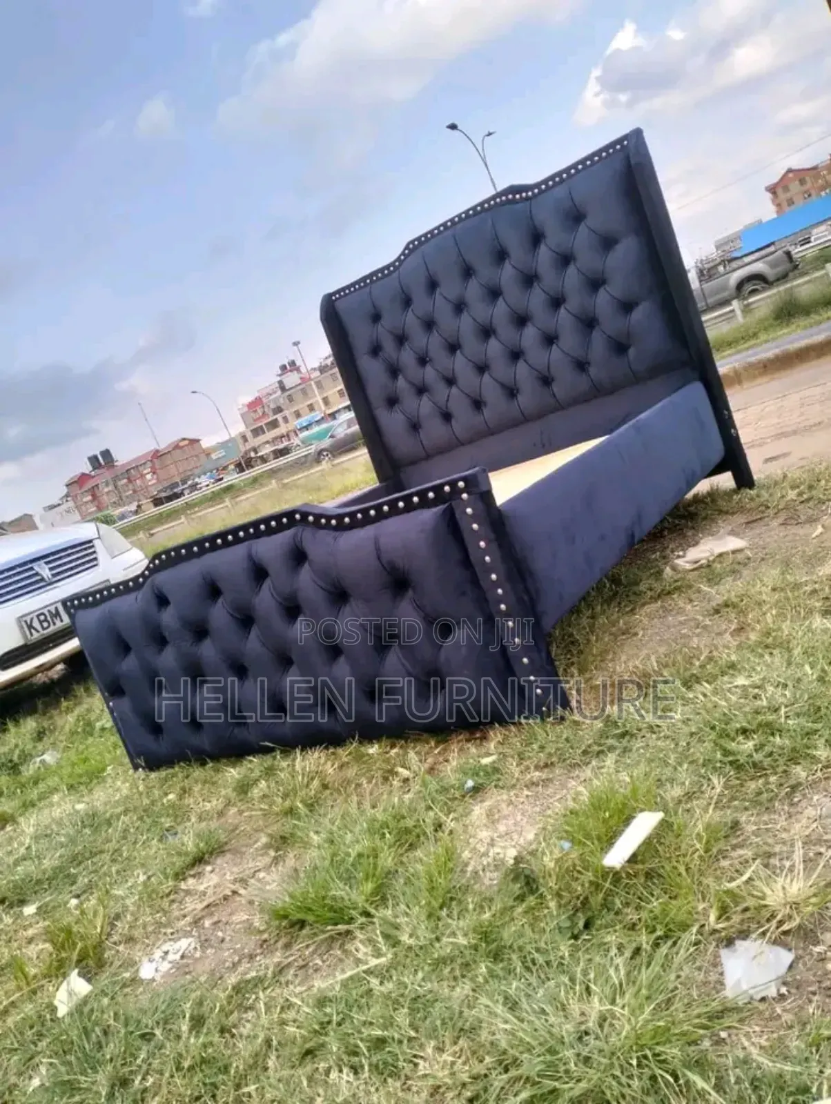 Black 5by6 Chester Bed