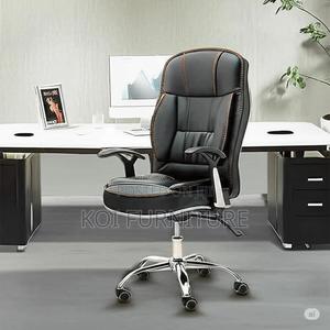 Office Chair; Executive Generic Office Chair - thumbnail 2