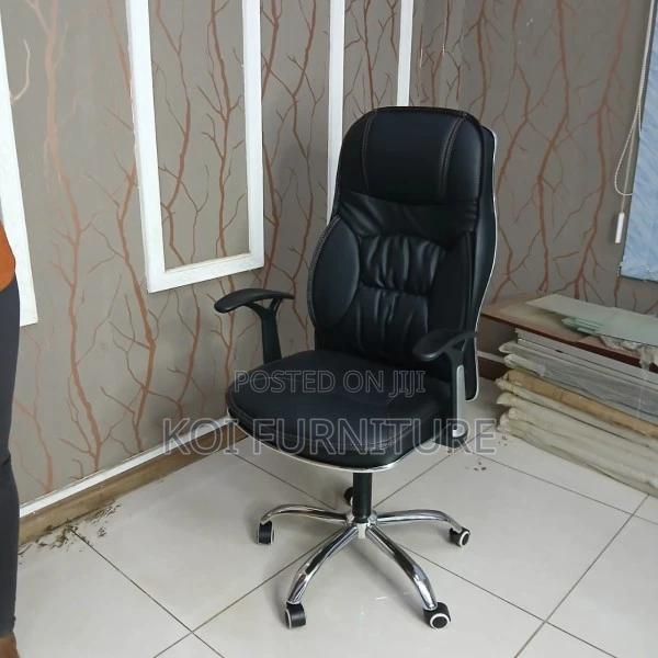 Office Chair; Executive Generic Office Chair - thumbnail 7