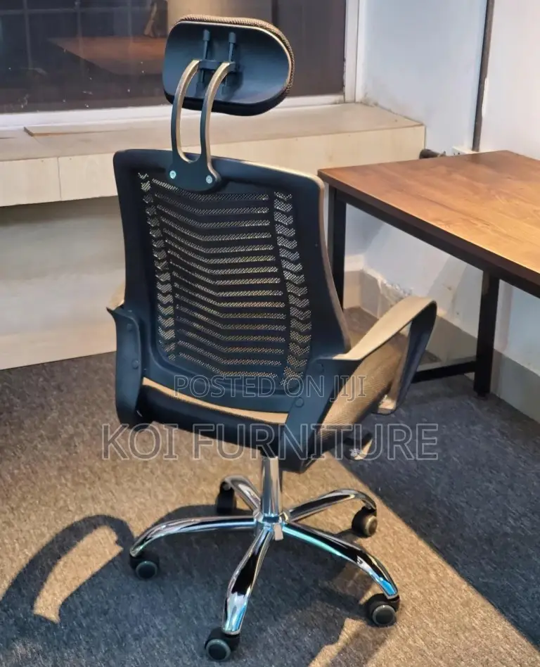 Office Chair; Headrest Swivel Office Chair