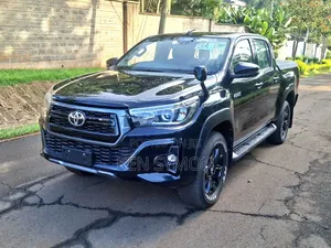 Toyota Hilux SR5 4x4 2019 Black