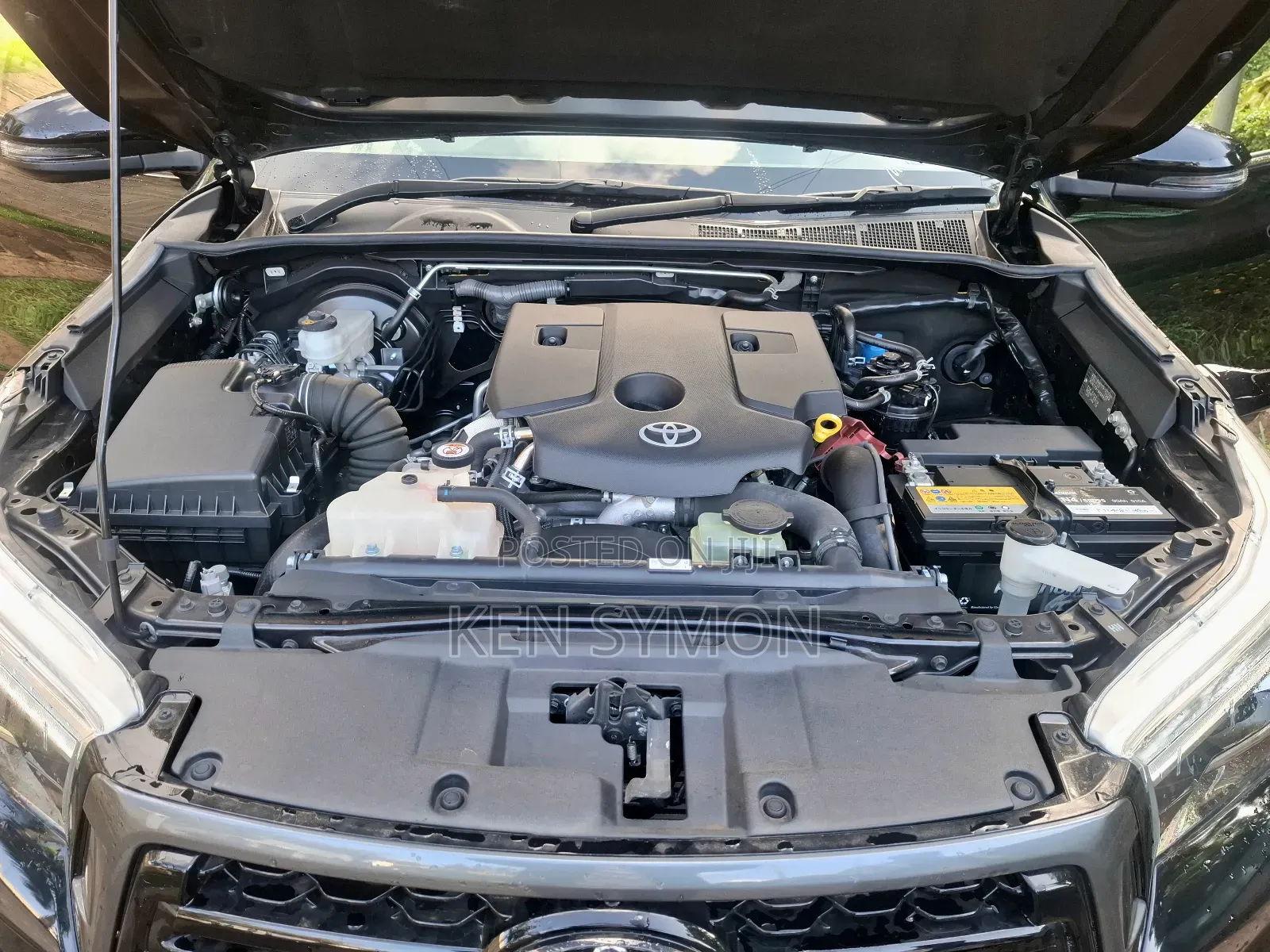 Toyota Hilux SR5 4x4 2019 Black