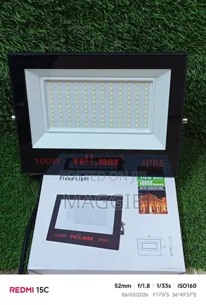 Vellmax Led Floodlight 100w
