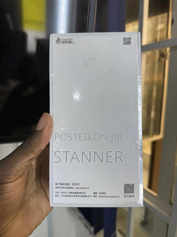 New Oppo Reno13 512 GB - thumbnail 3