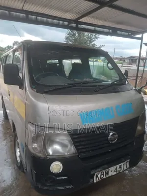 Nissan Caravan (Urvan) 2010 Silver