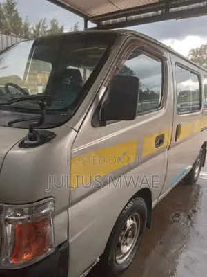 Nissan Caravan (Urvan) 2010 Silver