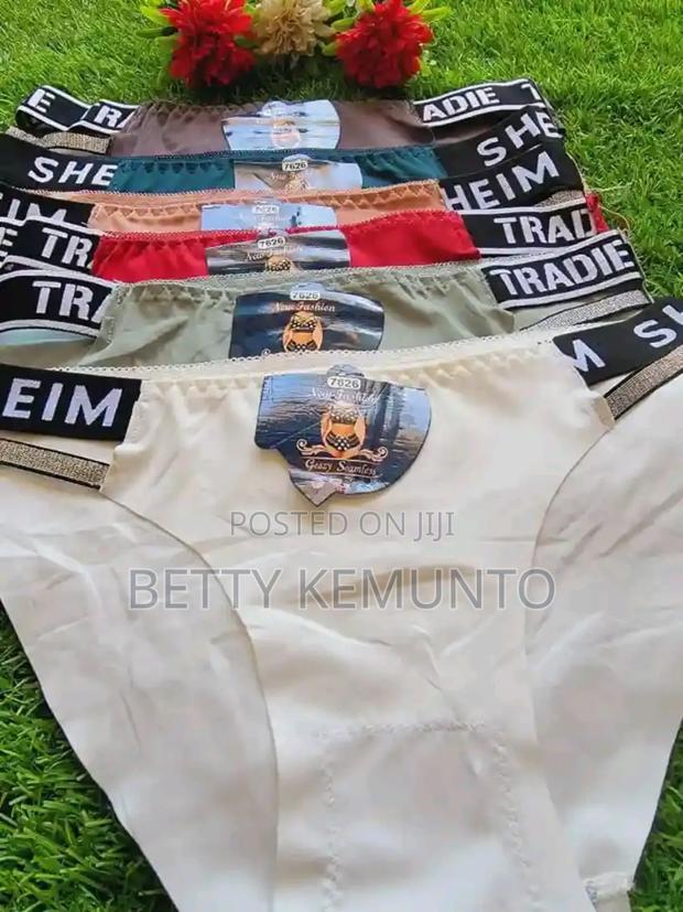 Panty and Liners - thumbnail 3