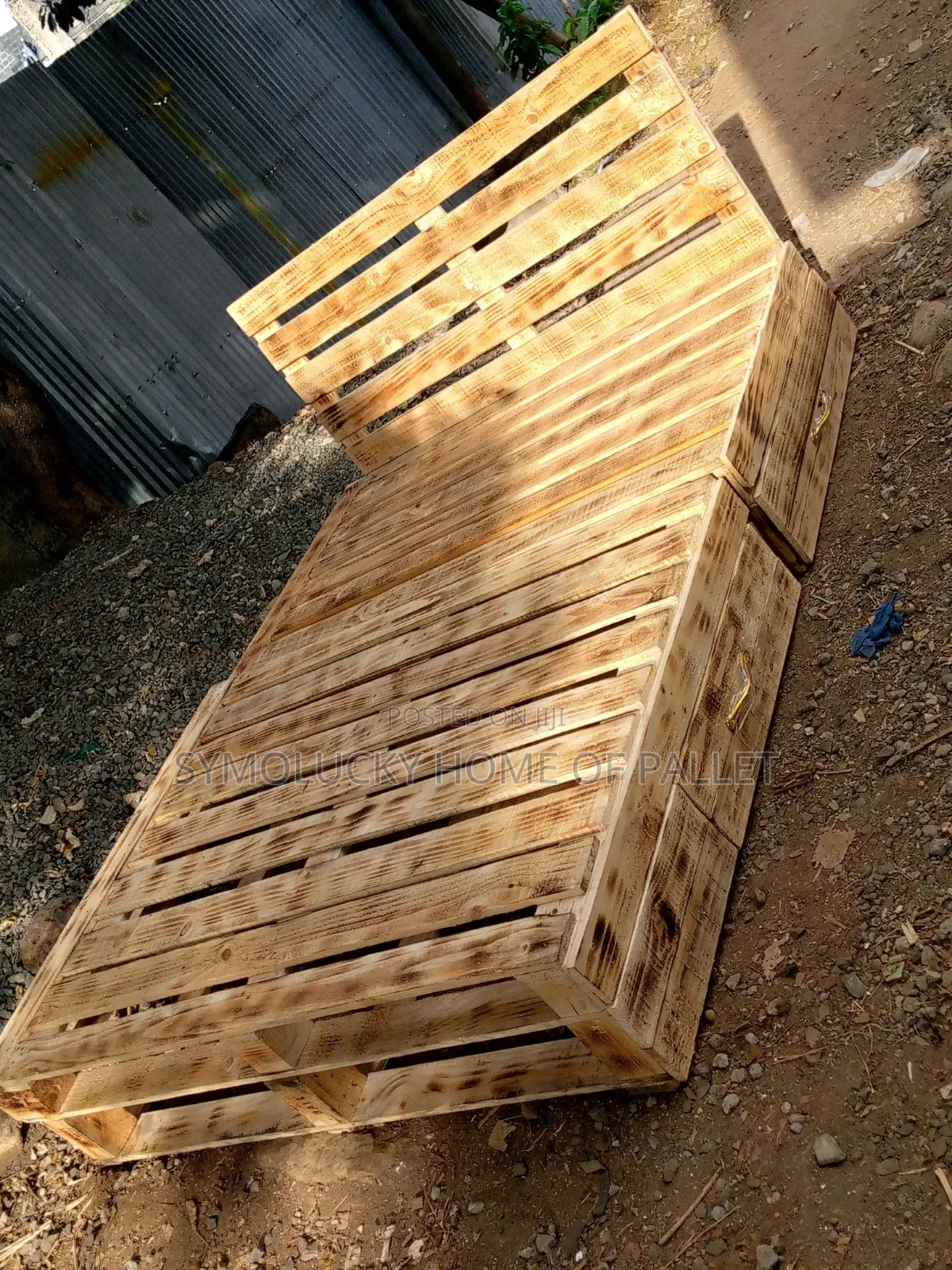 Pallet Bed- Torched Flamed - 5*6 With Drawers Pallet Bed