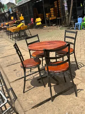 Restaurant And Bar Wooden Chairs And Table