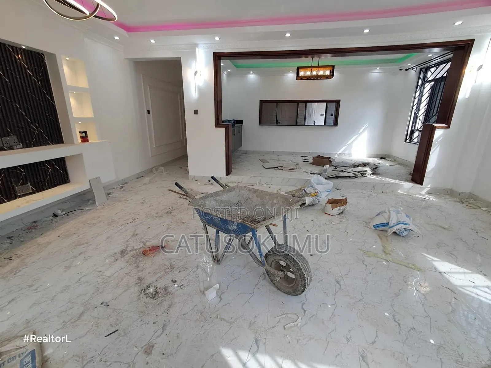 5bdrm Maisonette in Syokimau, Gateway Mall Area for rent