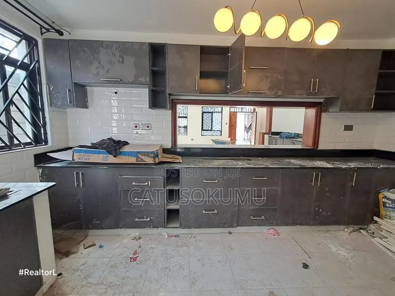 5bdrm Maisonette in Syokimau, Gateway Mall Area for rent