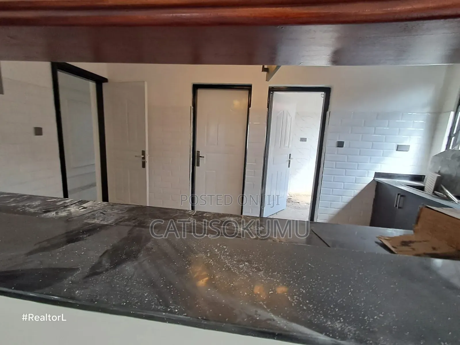5bdrm Maisonette in Syokimau, Gateway Mall Area for rent