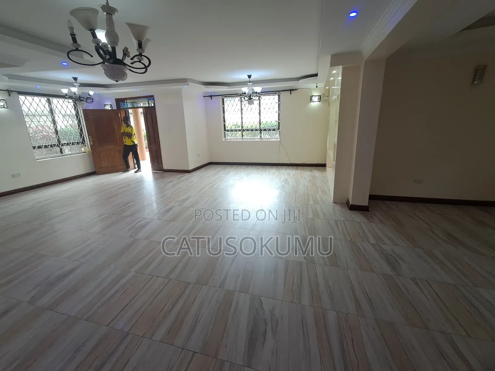 5bdrm Maisonette in Syokimau, Gateway Mall Area for rent