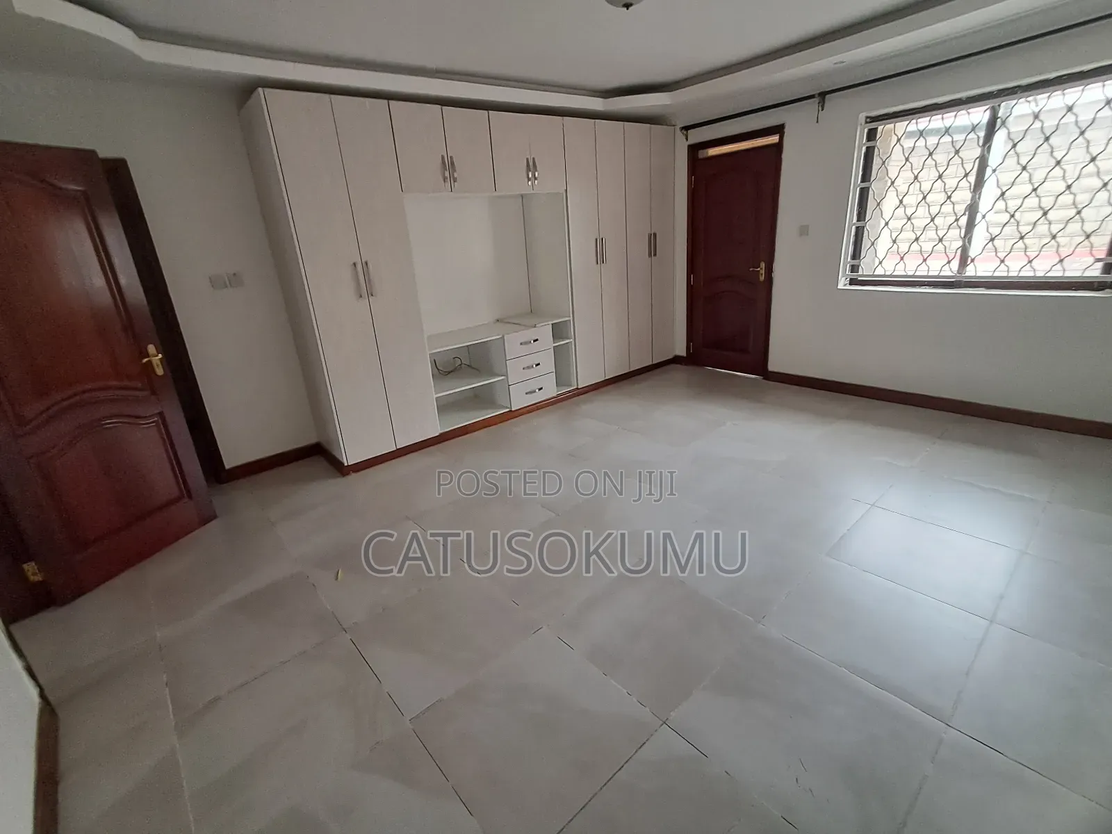 5bdrm Maisonette in Syokimau, Gateway Mall Area for rent
