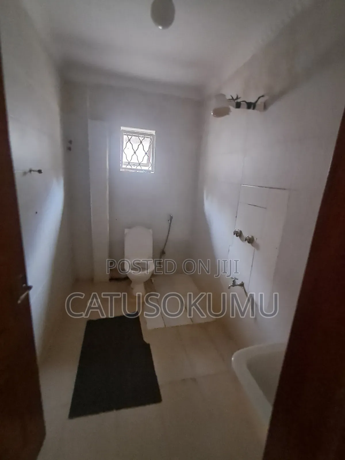 5bdrm Maisonette in Syokimau, Gateway Mall Area for rent