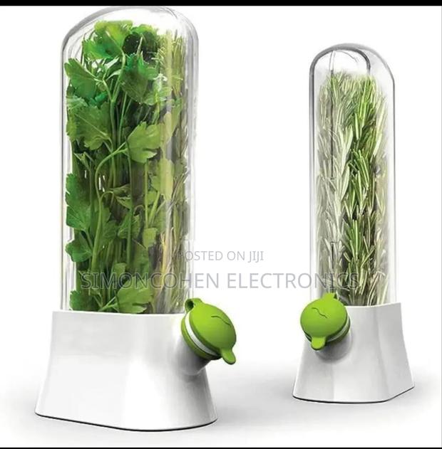 Fresh Herbs Keeper