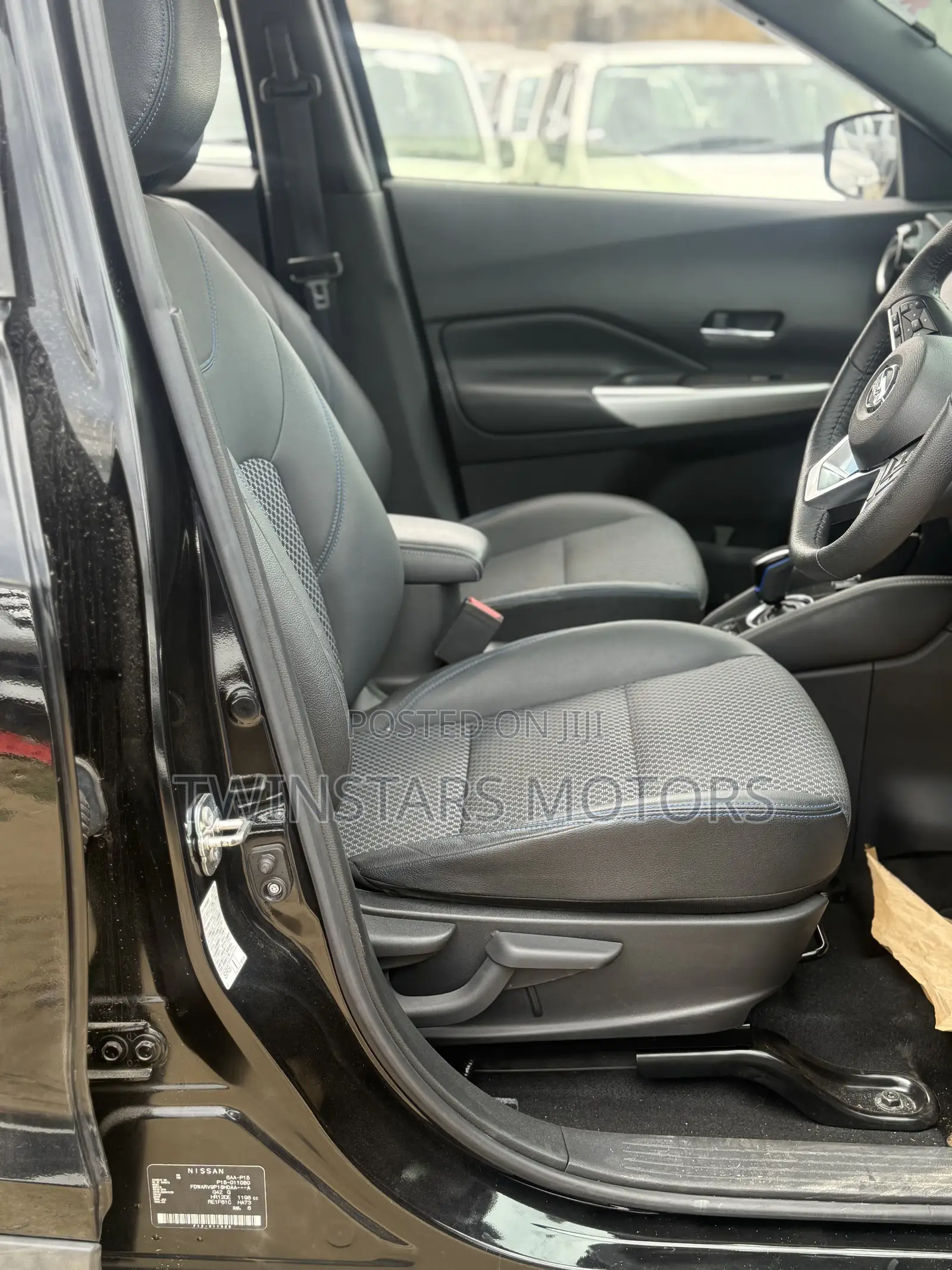 Nissan Kicks SV 2020 Black