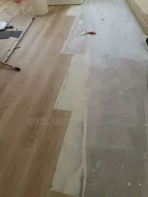 Dry Back LVT Stylish Waterproof Vinyl Tile Flooring