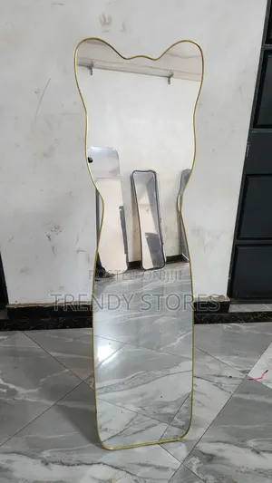 Unbreakable Mirror