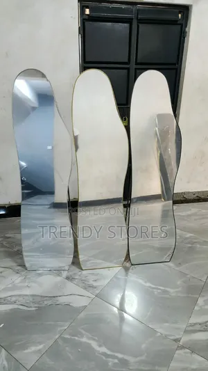 Unbreakable Mirror