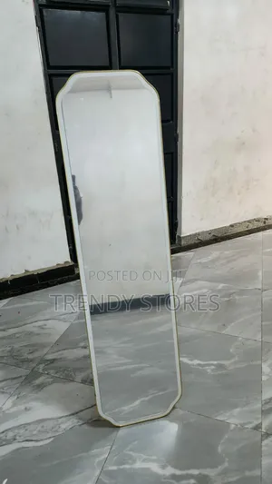 Unbreakable Mirror