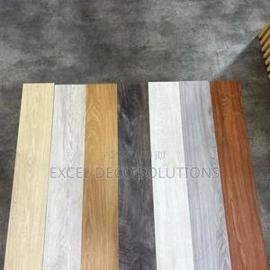 Dry Back LVT Elegant Interior Wood Finish Flooring - main view