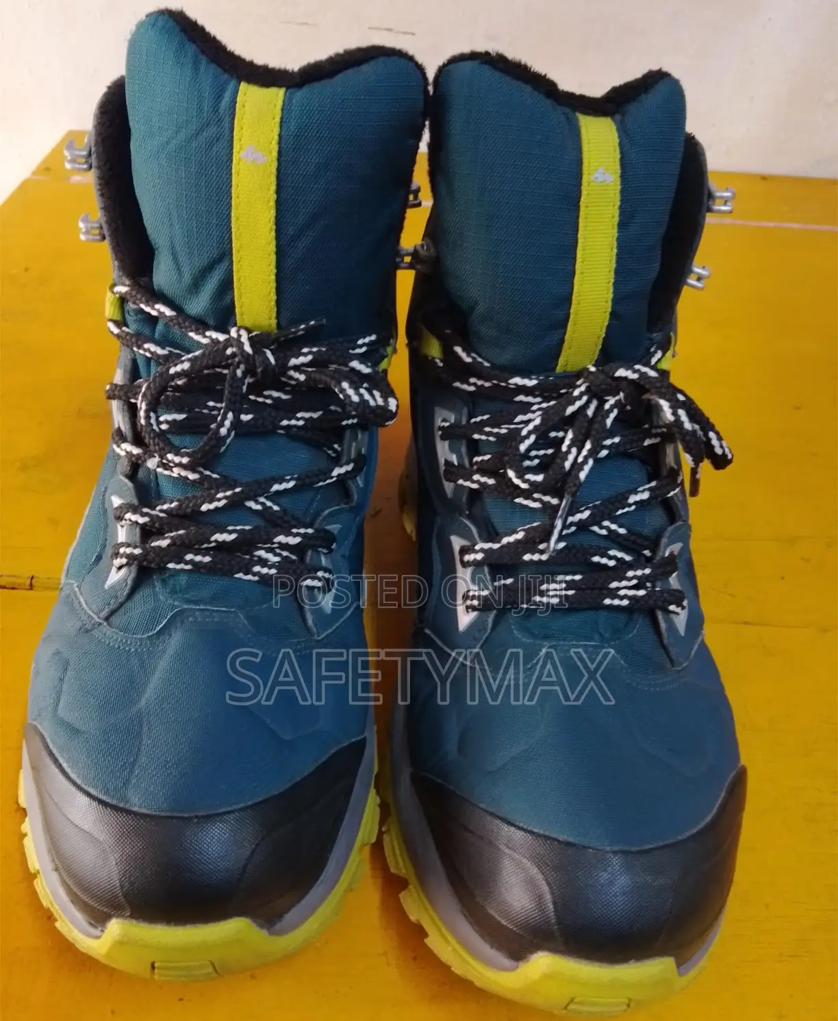 Exuk Hiking Safety Shoes