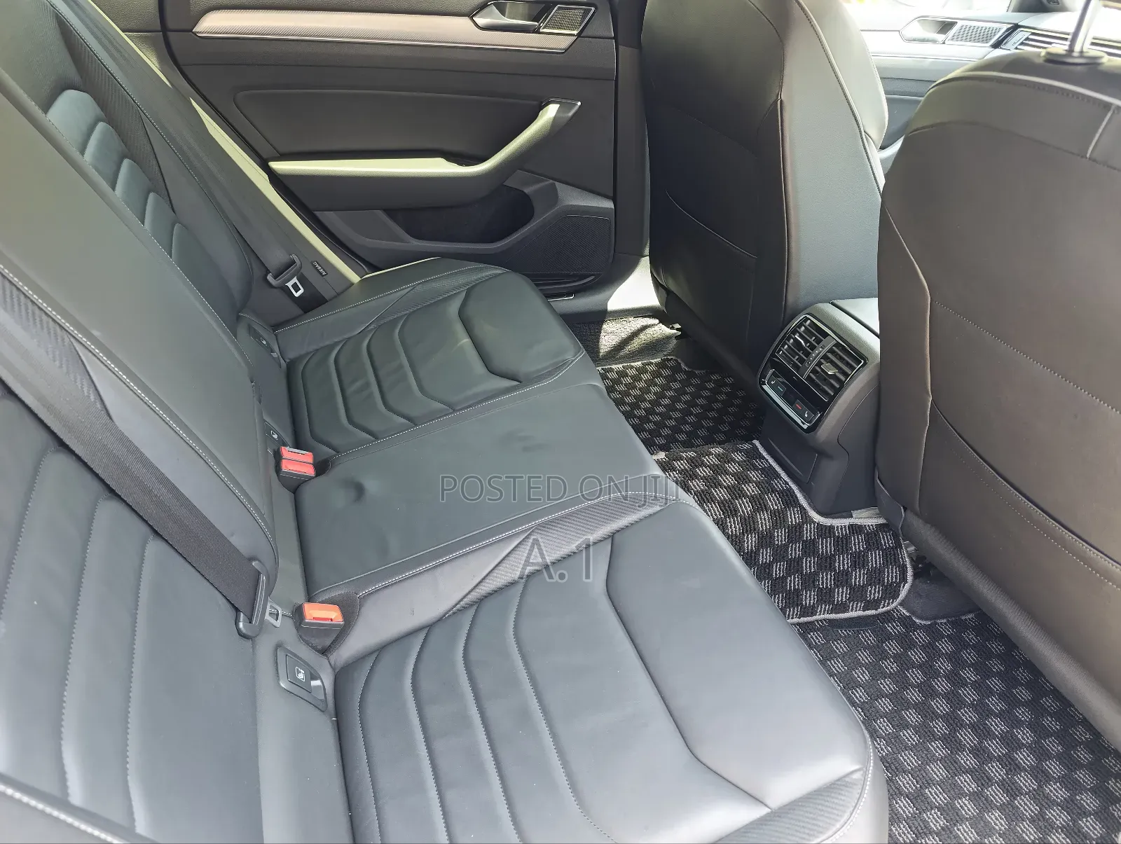 Volkswagen Arteon 2.0T SE R-Line w/20 FWD 2019 Silver