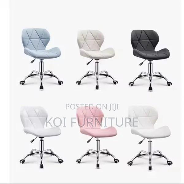 Barstool; Butterfly Height Adjustable Barstool - thumbnail 2