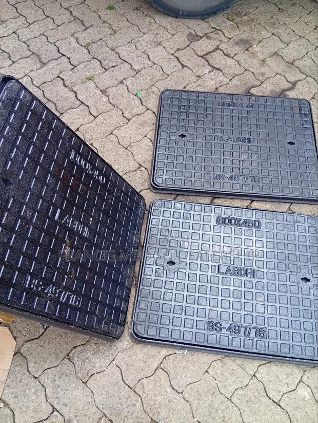 Quality Cast Iron Manhole Covers - thumbnail 2