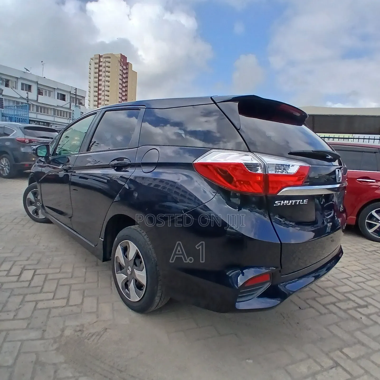 Honda Fit Shuttle 1.5 Hybrid 2WD 2018 Blue